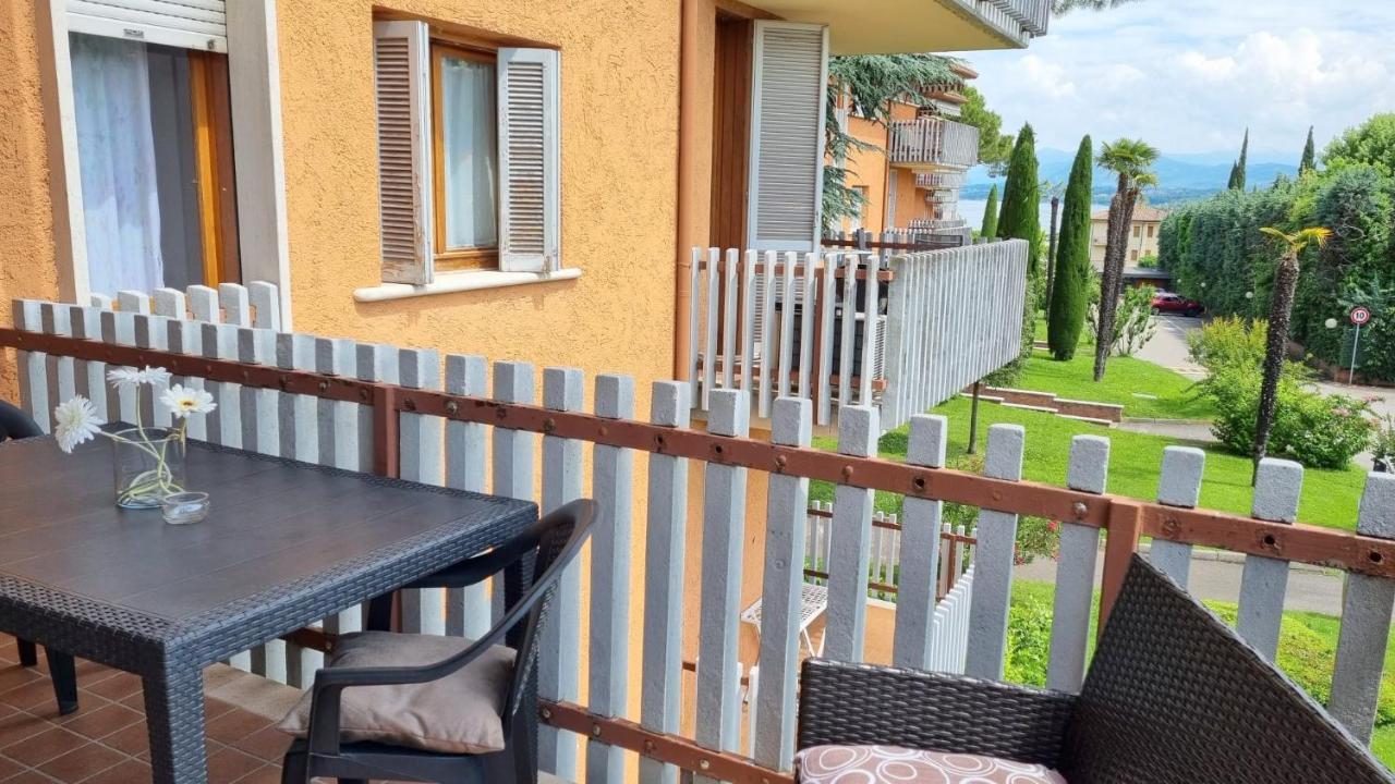 Appartamento Peschiera Пескиера дел Гарда Екстериор снимка